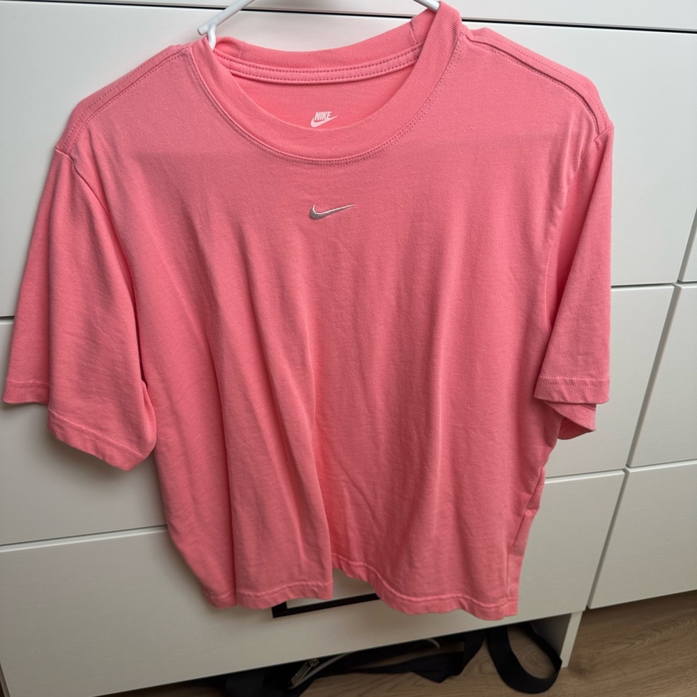 Nike Coral Tee with Silver Logo